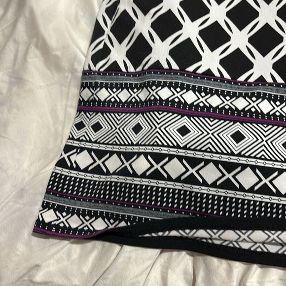 Mid length 1X women’s dress - Picture 3 of 9